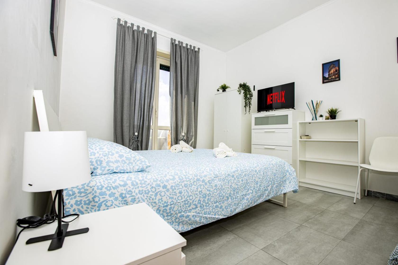 Aeterna - Metro A , 20 Min To The Center - Free Wi-fi Apartment